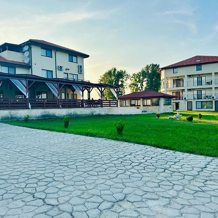 Hotel Pensiunea Fabian Jurilovca Esterno foto