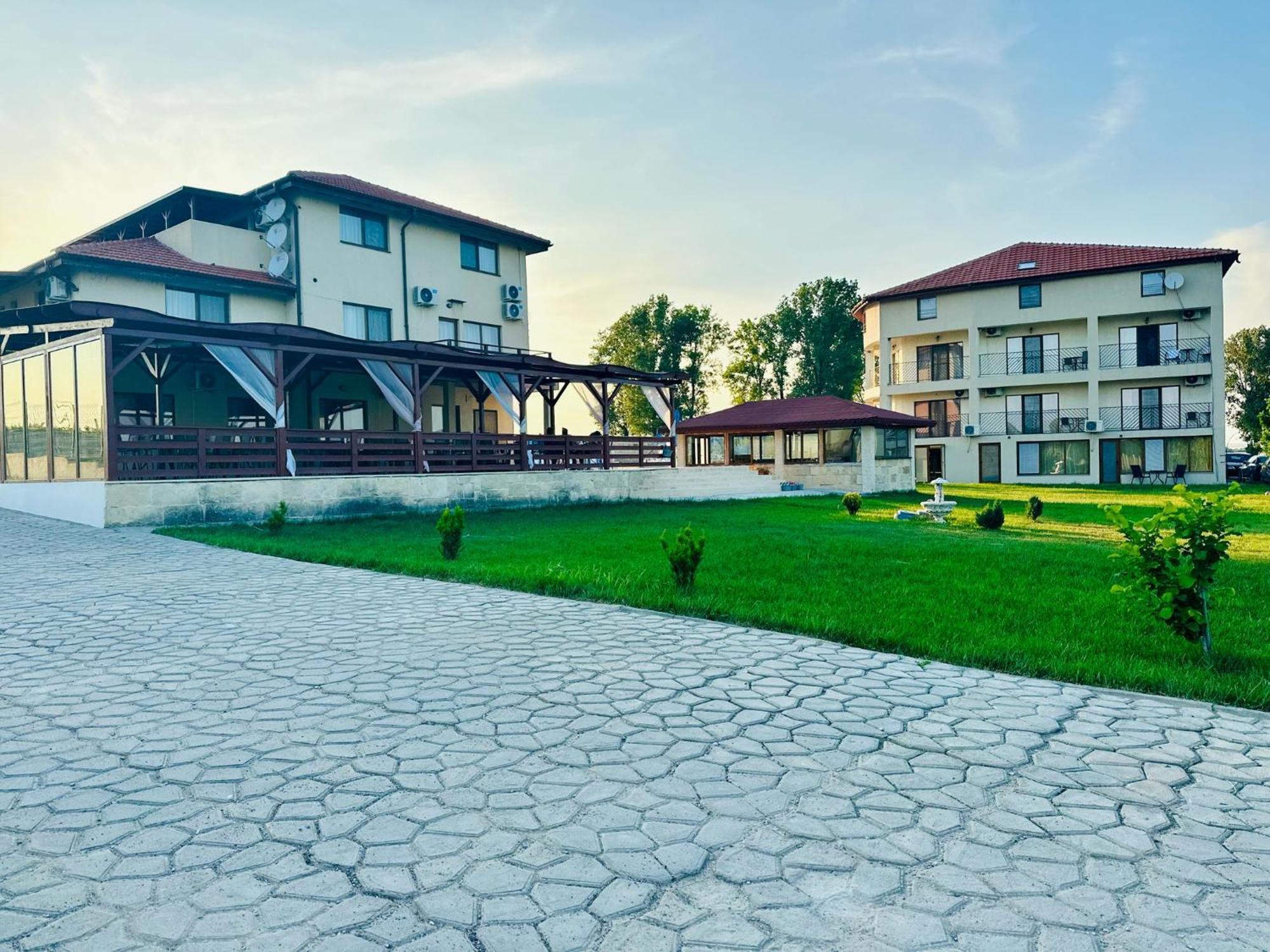 Hotel Pensiunea Fabian Jurilovca Esterno foto